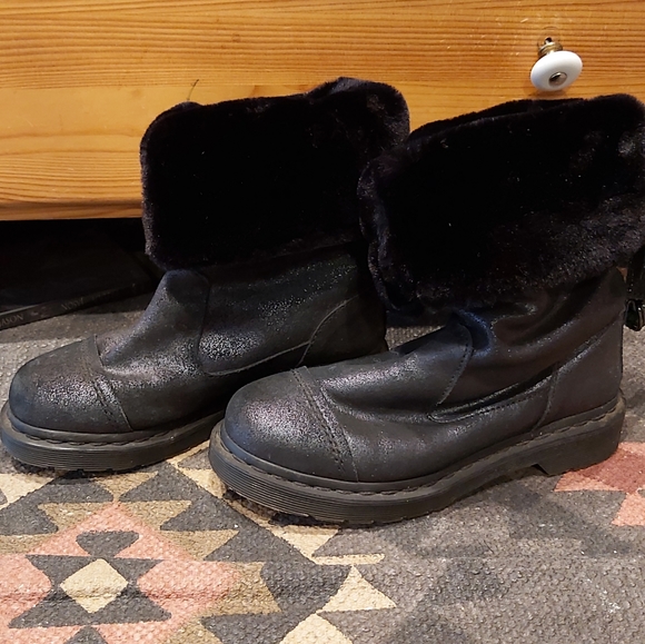 ✨host pick✨Doc Martens Pasha in Black Crackle Suede - Picture 3 of 11